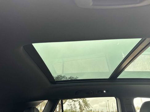 Used 2023 Volkswagen Atlas Cross Sport SEL R-Line image 21