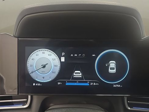 Used 2025 Hyundai Elantra SEL FWD image 29