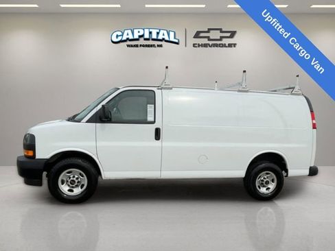 Used 2023 GMC Savana 2500 w/ Driver Convenience Package image 2