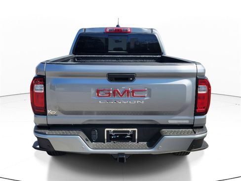 New 2025 GMC Canyon Elevation w/ Technology Package image 5
