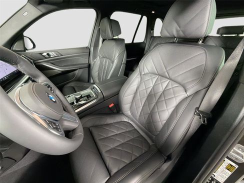 New 2026 BMW X5 xDrive40i w/ M Sport Package AWD/4WD image 20