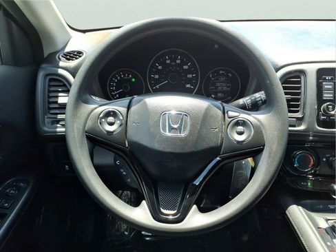 Used 2016 Honda HR-V LX image 14