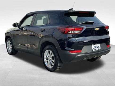 Used 2021 Chevrolet TrailBlazer LS image 25