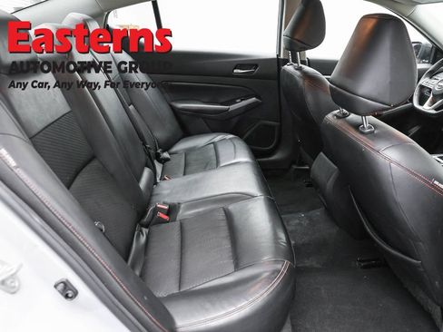 Used 2023 Nissan Altima 2.5 SR FWD image 23