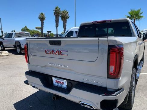New 2026 GMC Sierra 1500 Denali w/ Technology Package AWD/4WD image 8