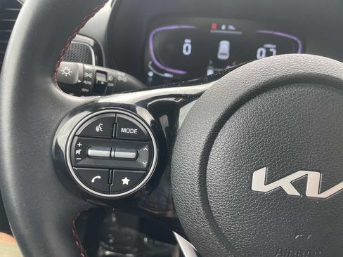 Used 2023 Kia Soul GT-Line w/ GT-Line Technology Package FWD image 31