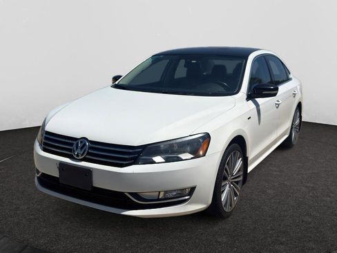 Used 2015 Volkswagen Passat 1.8T Sport FWD image 1