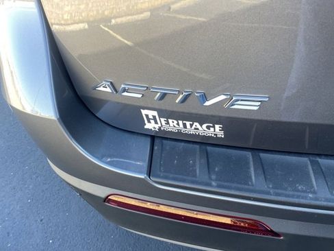 New 2026 Ford Explorer Active w/ Active Comfort Package image 10