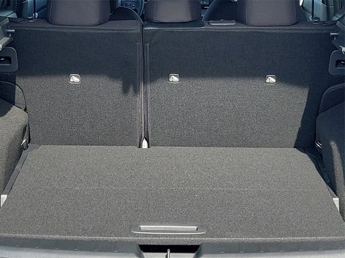 New 2026 Nissan Kicks SV image 17