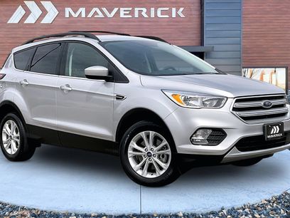 Used 2018 Ford Escape SE w/ SE Sync 3 Package