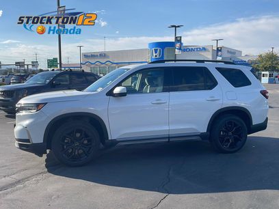 Used 2025 Honda Pilot Elite