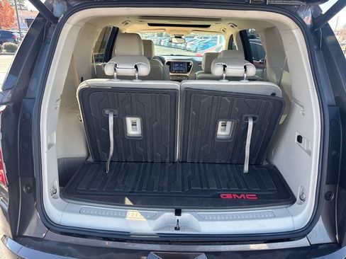 Used 2020 GMC Acadia Denali image 25