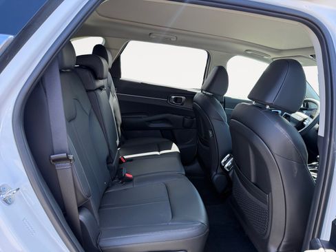New 2026 Kia Sorento S FWD image 18