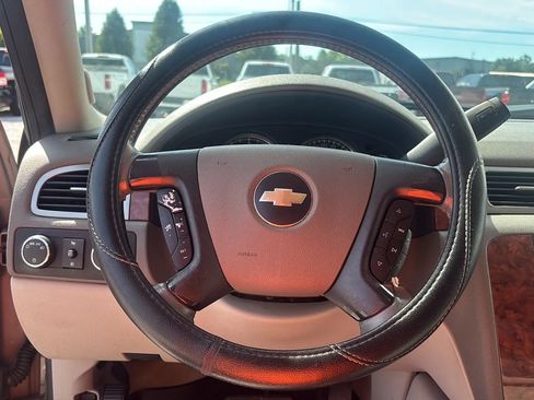 Used 2007 Chevrolet Avalanche LTZ w/ LTZ Preferred Equipment Group AWD/4WD image 23