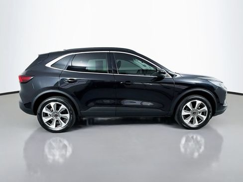 Used 2025 Ford Escape Platinum AWD/4WD image 5