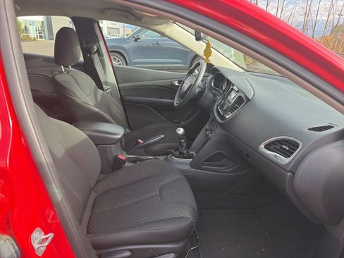 Used 2016 Dodge Dart SE w/ Convenience Group image 12