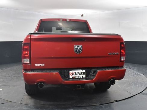 Used 2018 RAM 1500 Express w/ Express Value Package image 8