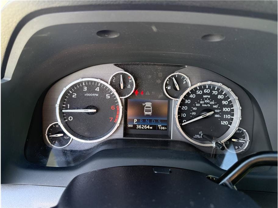 Used 2017 Toyota Tundra SR5 AWD/4WD image 27