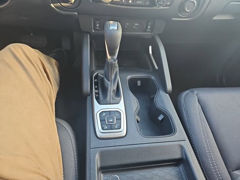 New 2026 Nissan Frontier SV image 22