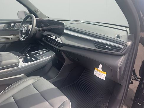 New 2026 Buick Enclave Preferred w/ Power Package image 14