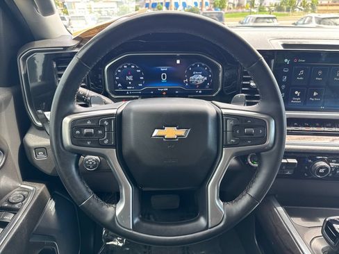 Used 2023 Chevrolet Silverado 1500 LTZ AWD/4WD image 14