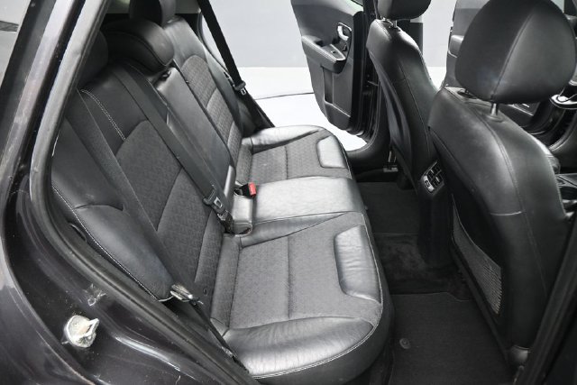 Used 2018 Kia Niro EX w/ EX Touring Graphite Edition FWD image 16