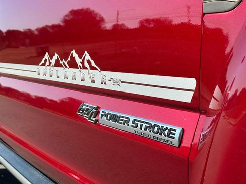 Used 2017 Ford F250 Lariat w/ Lariat Ultimate Package image 12