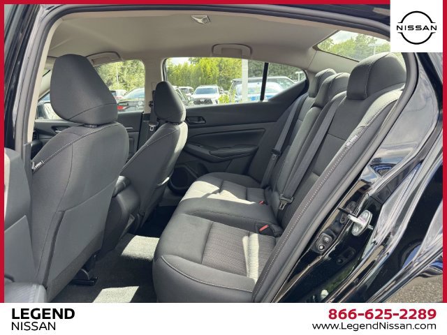 Certified 2024 Nissan Altima 2.5 SV FWD image 12