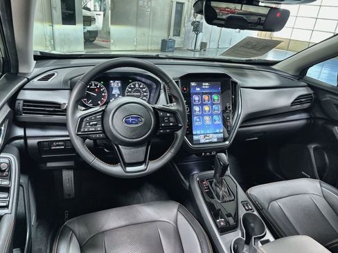 Used 2025 Subaru Crosstrek 2.5i Limited w/ Popular Package #3A image 19