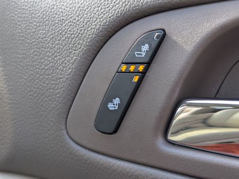 Used 2012 Chevrolet Silverado 1500 LTZ image 46