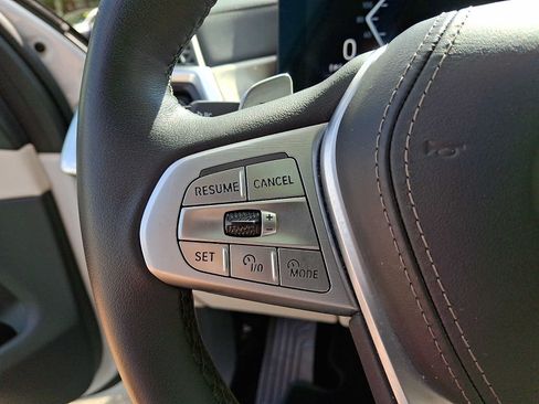Used 2024 BMW X7 xDrive40i w/ Executive Package AWD/4WD image 22