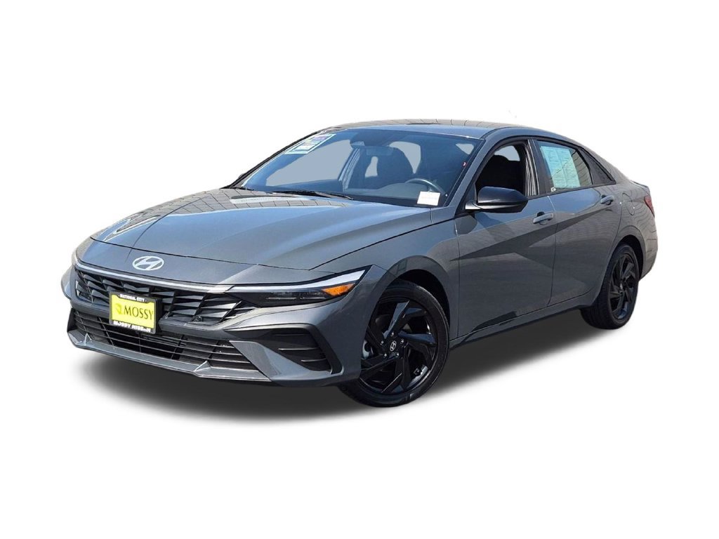 Used 2026 Hyundai Elantra Sport FWD image 1