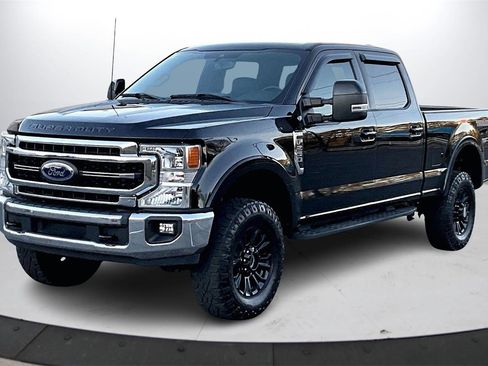 Used 2022 Ford F250 Lariat w/ Tremor Off-Road Package image 4