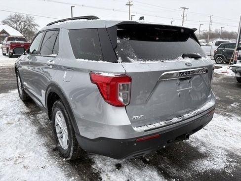 Used 2023 Ford Explorer XLT w/ Class IV Trailer Tow Package image 3