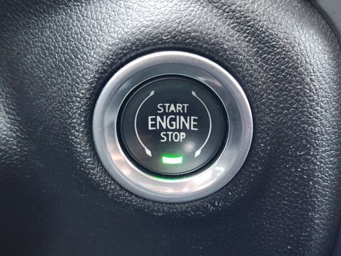 Used 2022 Chevrolet Silverado 1500 Custom image 25