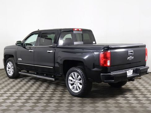 Used 2016 Chevrolet Silverado 1500 High Country w/ High Country Premium Package AWD/4WD image 10