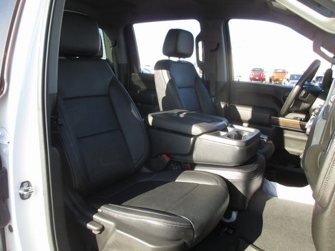 Certified 2022 Chevrolet Silverado 3500 LT w/ Remote Start Package image 19