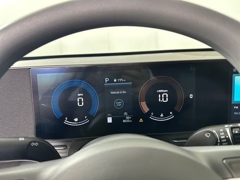 Used 2026 Hyundai Kona SE image 17