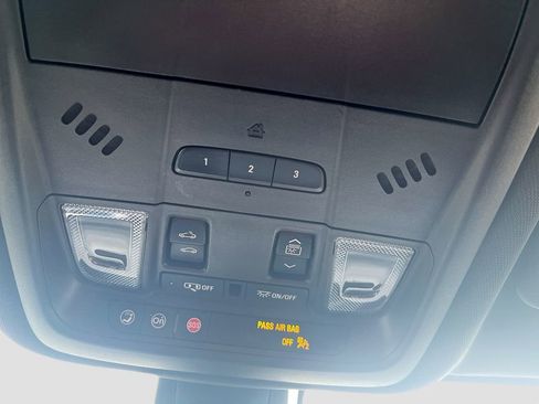 Used 2024 Chevrolet Blazer RS w/ Driver Confidence II Package AWD/4WD image 23