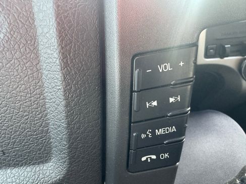 Used 2013 Ford F150 XLT w/ Luxury Equipment Group image 18