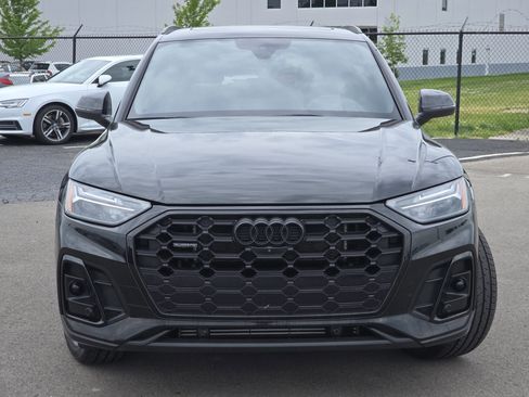 Certified 2023 Audi Q5 e Premium Plus w/ Premium Plus Package AWD/4WD image 2