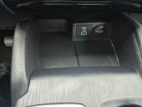 Certified 2022 Ford Escape SE image 27