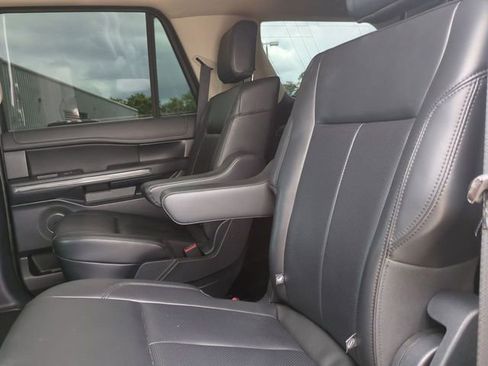 Certified 2024 Ford Expedition XLT RWD image 14