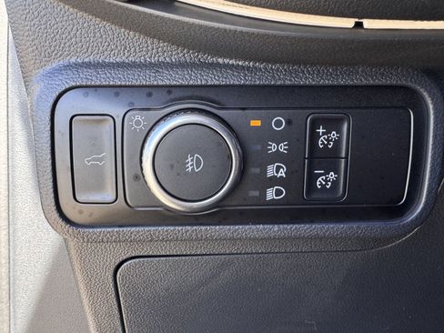 Used 2025 Ford Explorer ST image 22