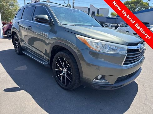 Used 2016 Toyota Highlander Limited image 1