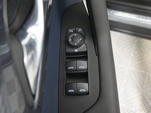 New 2026 Chevrolet Blazer RS image 19