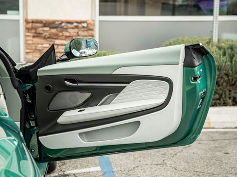 Used 2024 Aston Martin DB12 Convertible image 22