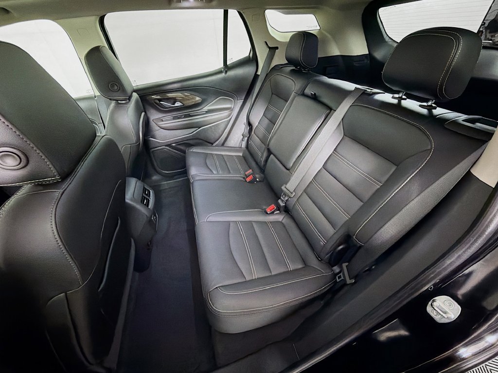 Used 2022 GMC Terrain Denali AWD/4WD image 26