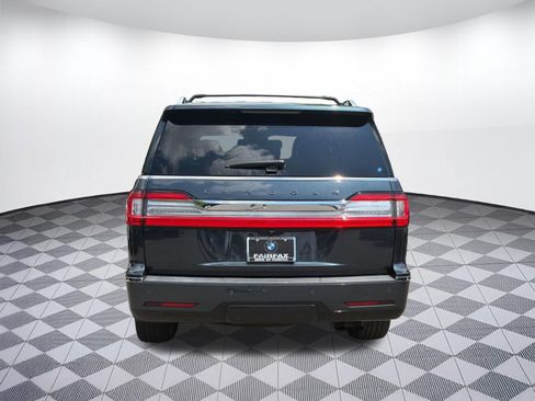 Used 2021 Lincoln Navigator Black Label w/ Cargo Convenience Package AWD/4WD image 10