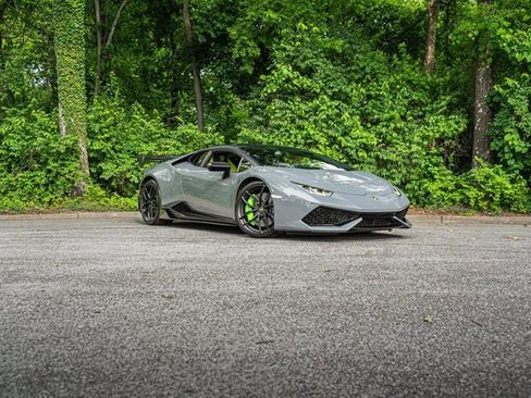 Used 2017 Lamborghini Huracan LP 610-4 AWD/4WD image 99